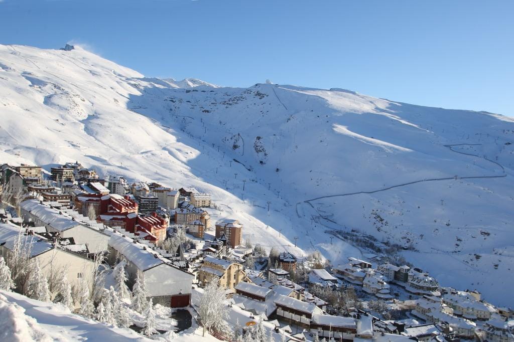 Esquiar-Sierra-Nevada-Portada.jpg