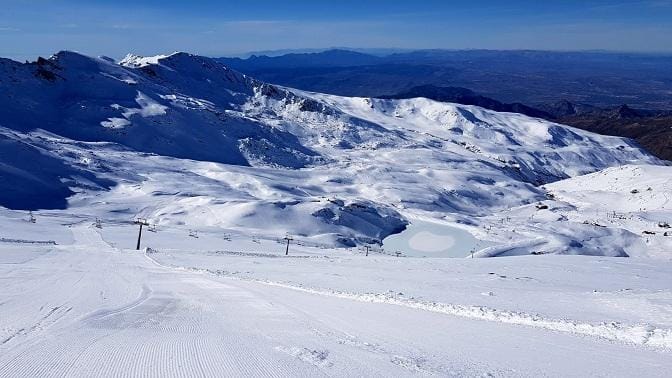 Zona de la Laguna de las Yeguas, la zona mas exigente donde esquiar de Sierra Nevada.